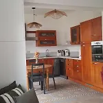 Casa de Férias De La Blanche Ferme Pres De Pairi Daiza