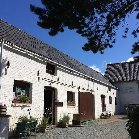 De La Blanche Ferme Pres De Pairi Daiza Lessines