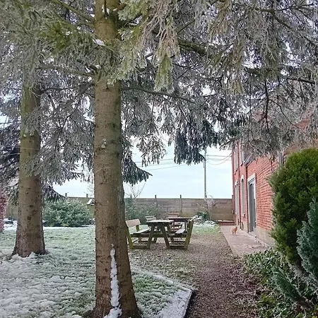 De La Blanche Ferme Pres De Pairi Daiza *